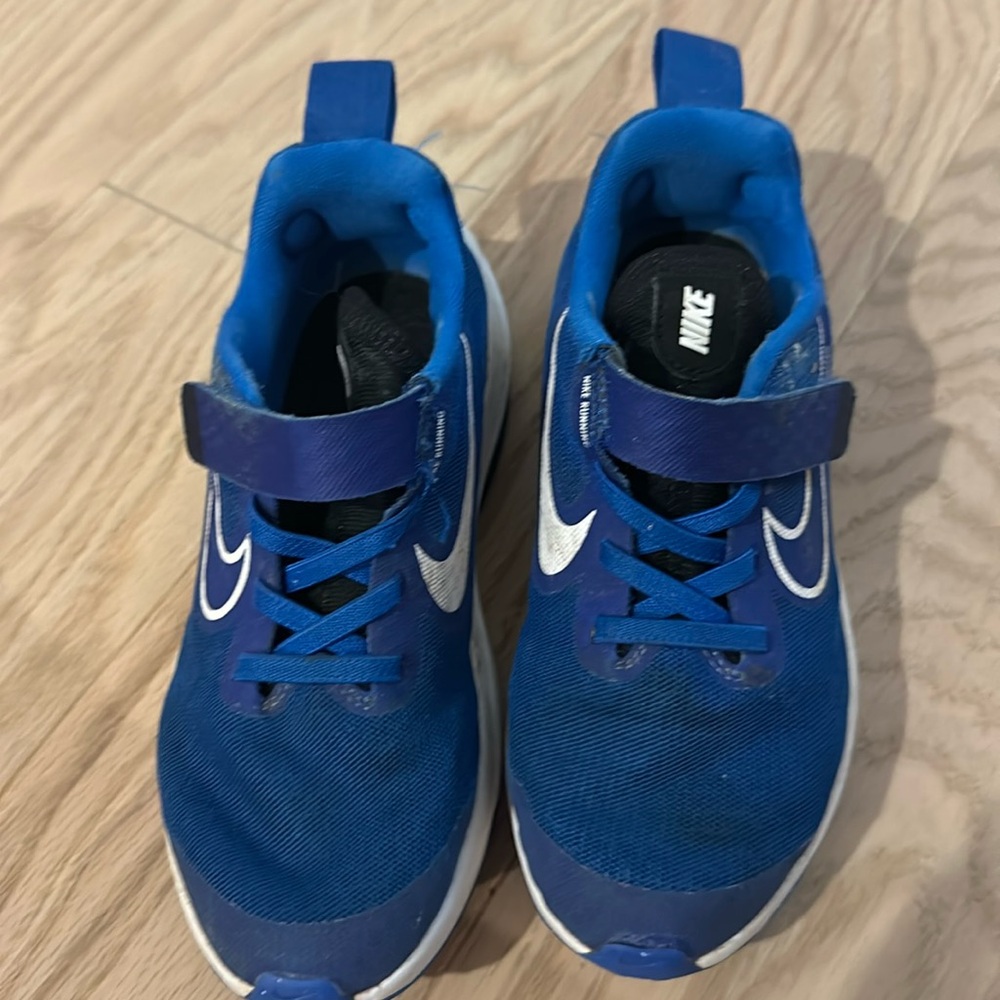 Nike kids boys sneakers